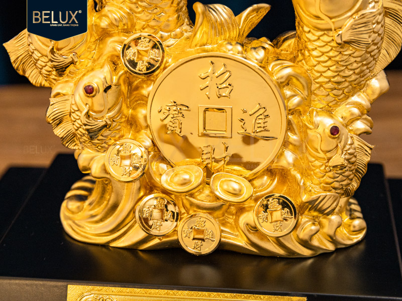 Tượng Cá Chép Vượt Vũ Môn Dát Vàng 24k